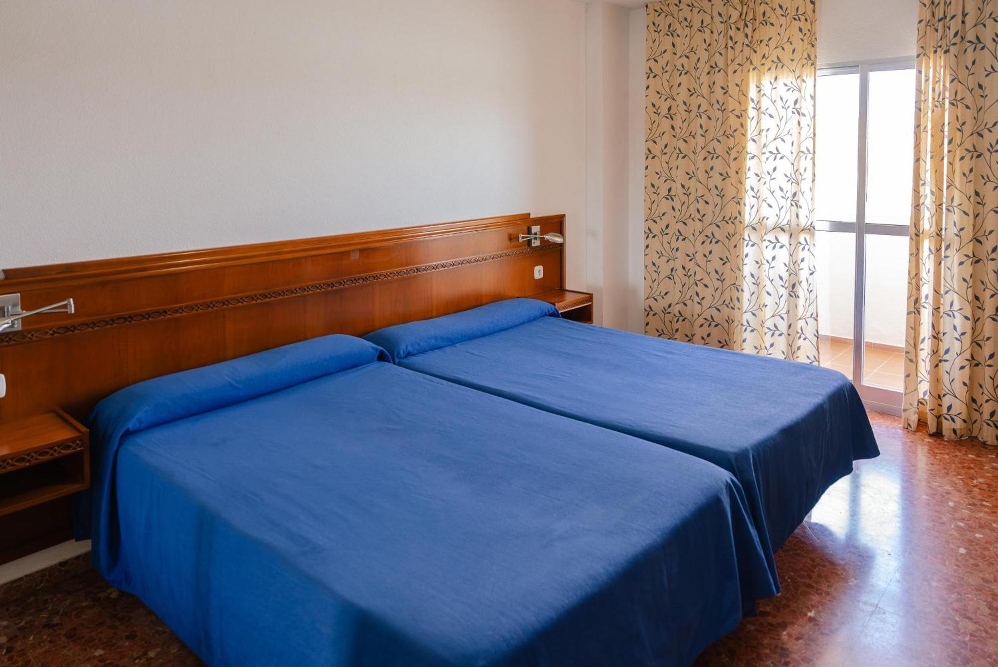 Port Europa Hotel Calpe Bagian luar foto